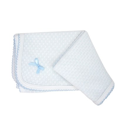 Monogrammed Blanket Interlocking Font